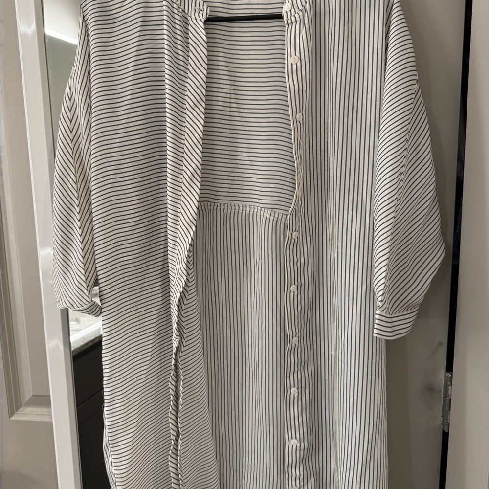 Vero Moda Black and White Striped Shirt